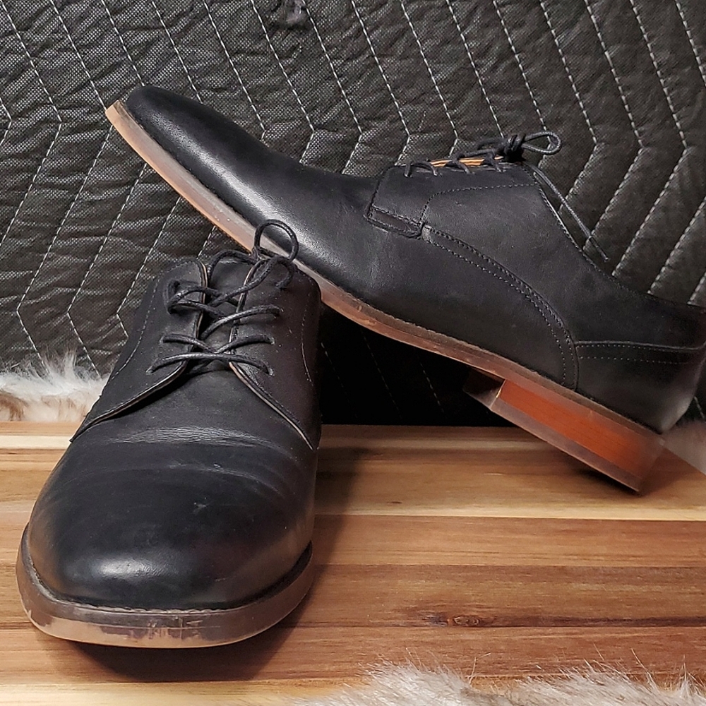 Aldo mens black dress shoes sz 9